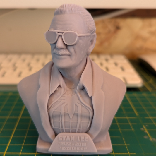 Filament bust of Stan Lee unpainted